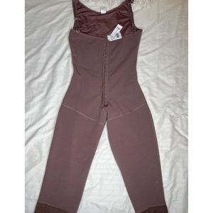 Casa Columbia 3 Hook Lipo Fajas Size Large - Brand New/Never Worn